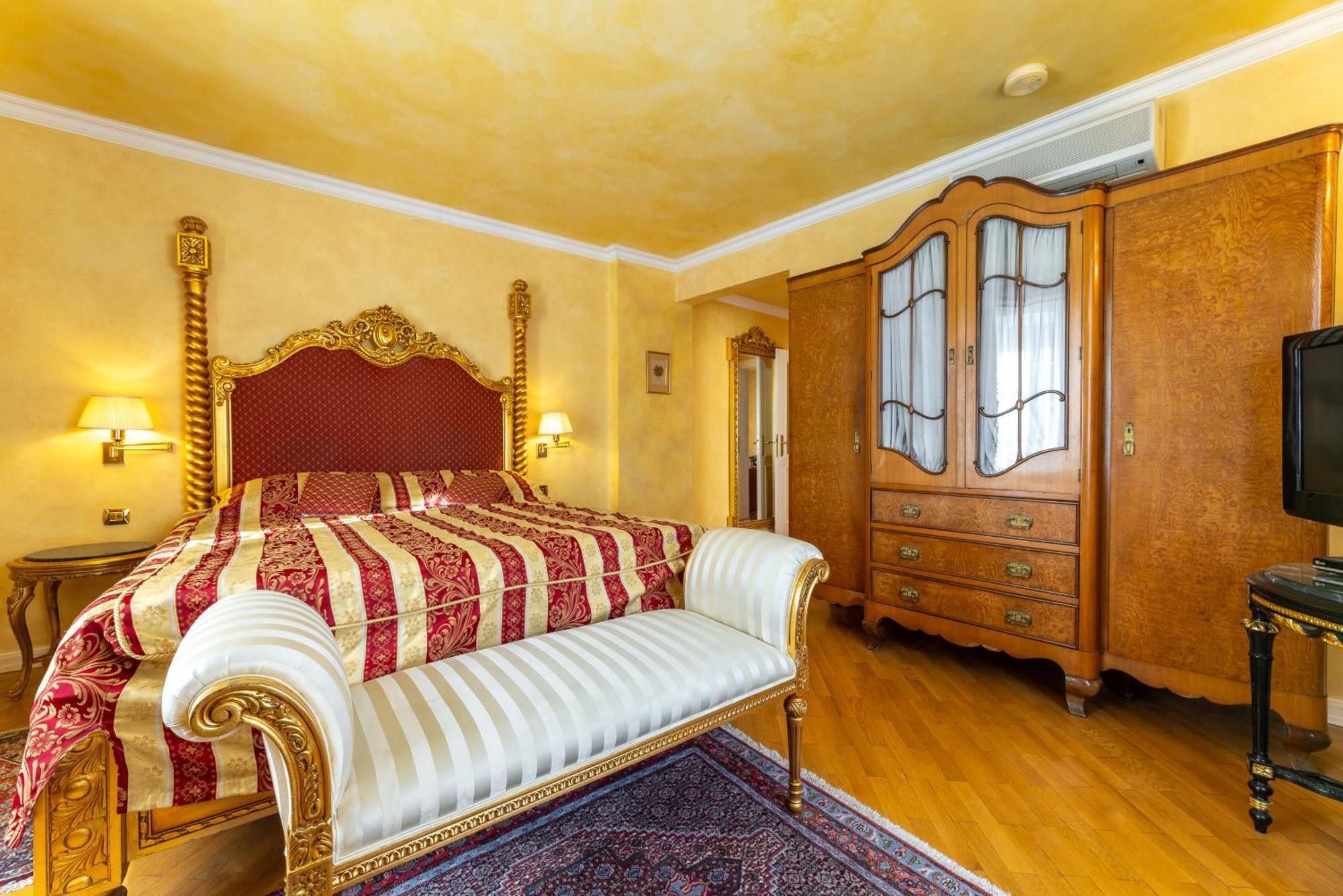 Nosticova Apartments Prag Rum bild