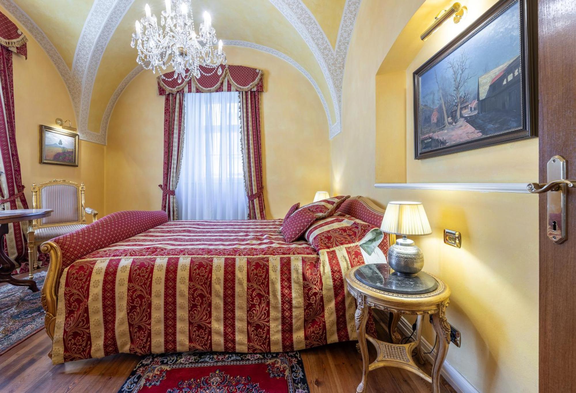 Nosticova Apartments Prag Rum bild
